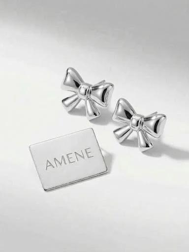 Brinco prata elegante gravatinha antialérgico 2,5 cm